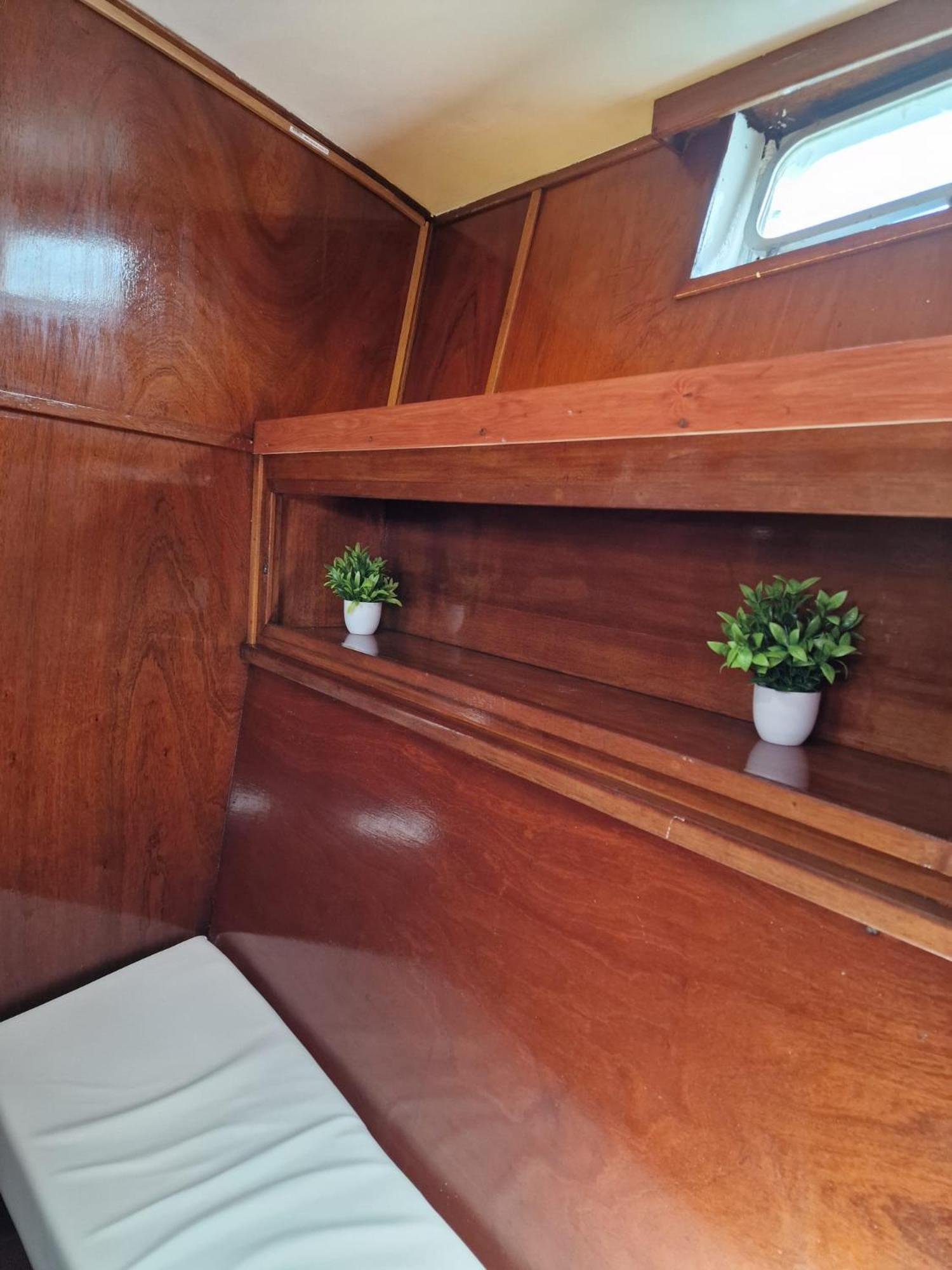 Classic Boat Барселона Экстерьер фото