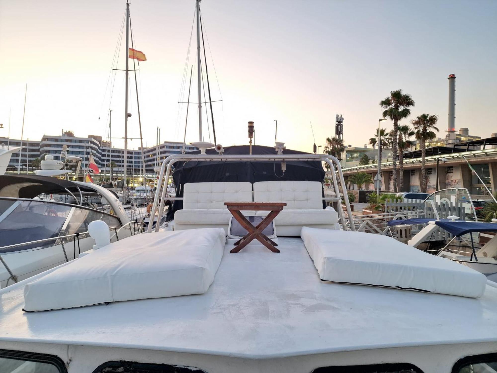 Classic Boat Барселона Экстерьер фото